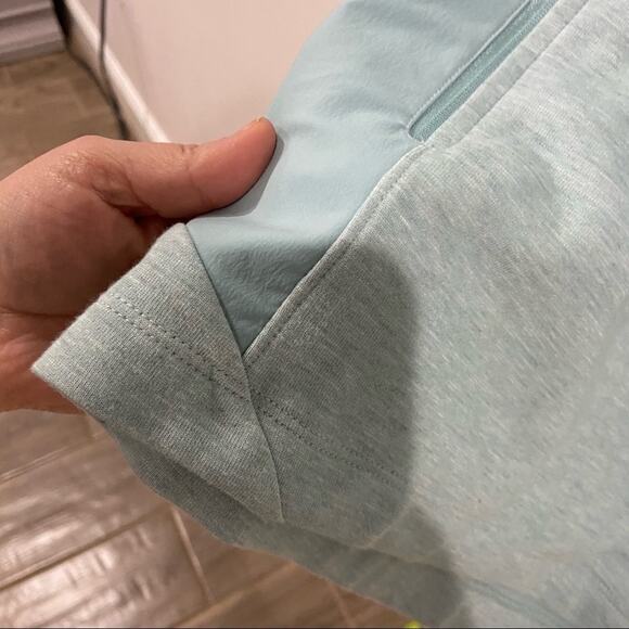 All in Motion Light Blue Pullover Hoodie Size M Long Sleeve Activewear Top - Picture 7 of 12